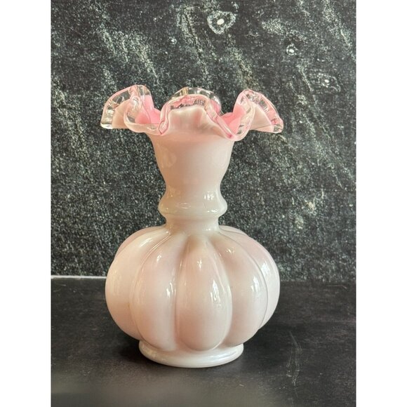 Vintage Fenton Pink Peachcrest Crimped 6" Vase 1940-1969 Retired Collectible Gla - Picture 1 of 6